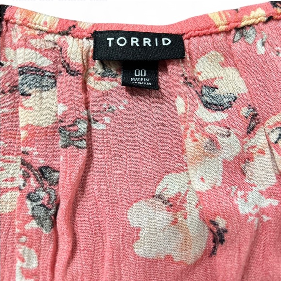 TORRID Floral Pink Women's Top 00 NWOT - Picture 5 of 7